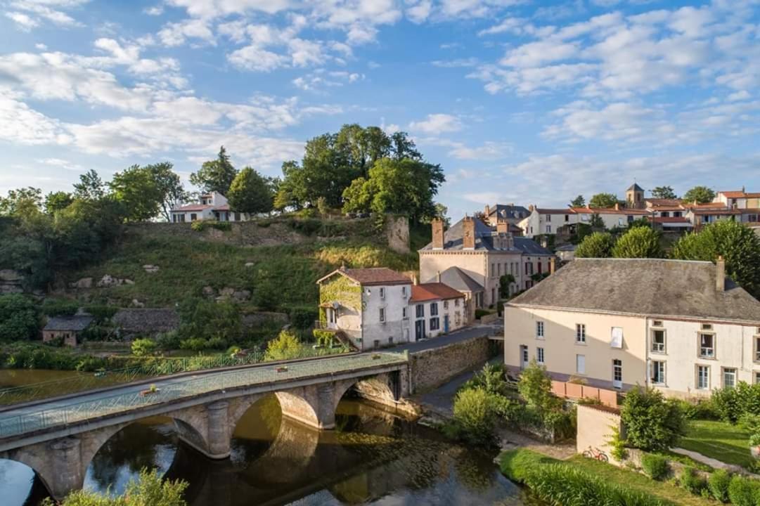 L'Ange Gite De Groupe Proche Du Puy Du Fou Sevremont Extérieur photo